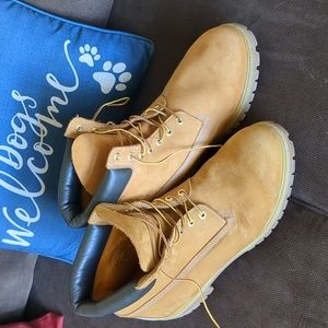 Sz 14M Timberland boots